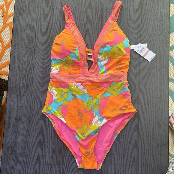 Trina Turk One Piece Swimsuit- New with tags 🌴🌴 - Picture 3 of 10